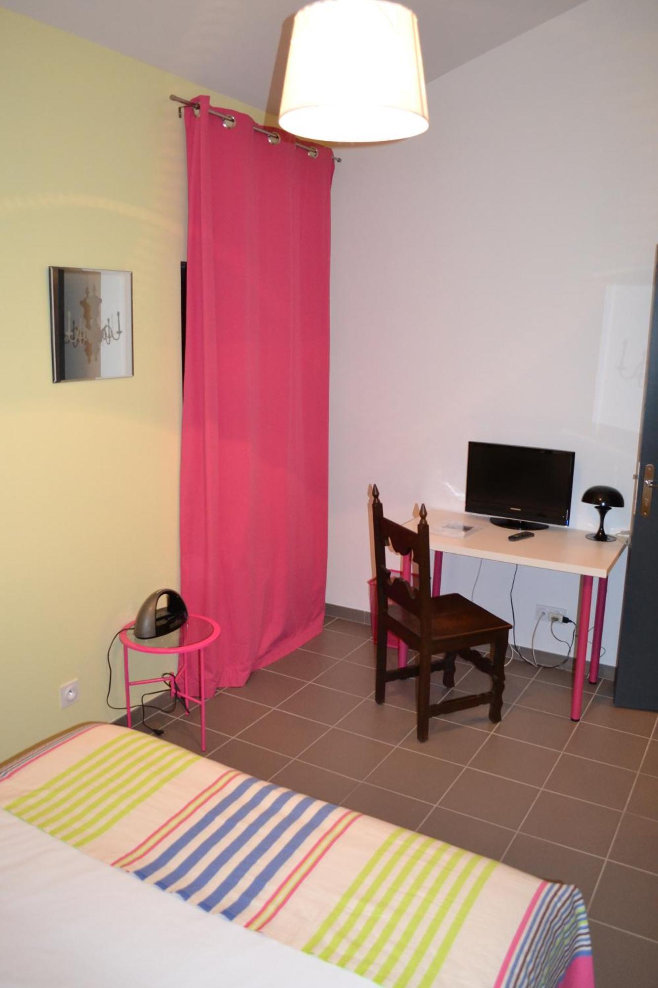 Demeure & Dependance - Chambres D'Hotes Depuis 2012 Tassin-la-Demi-Lune Bilik gambar