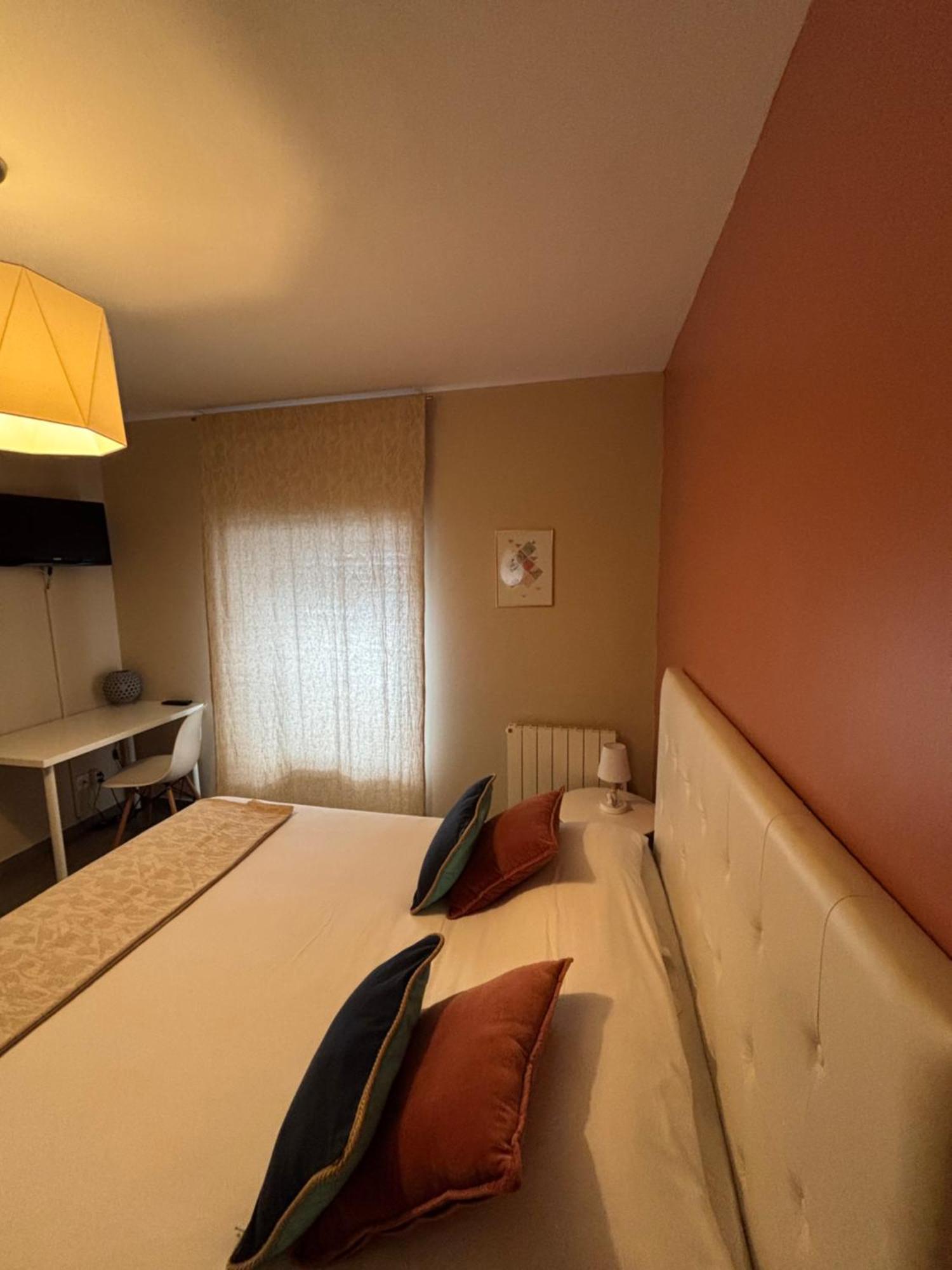 Demeure & Dependance - Chambres D'Hotes Depuis 2012 Tassin-la-Demi-Lune Luaran gambar