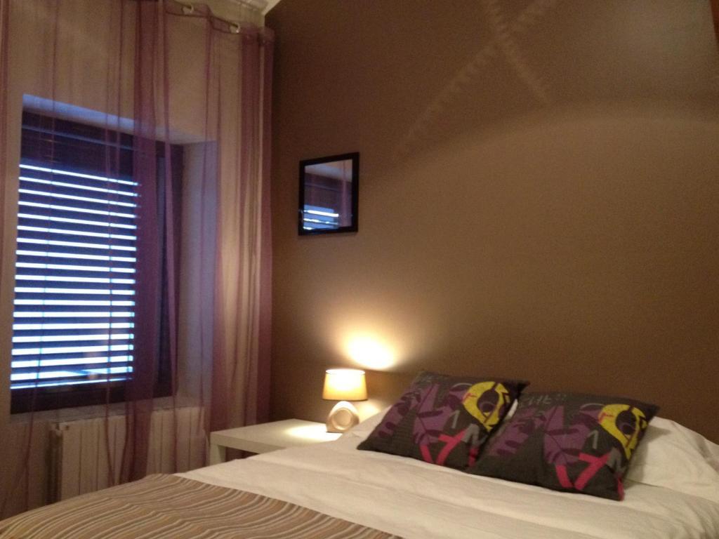 Demeure & Dependance - Chambres D'Hotes Depuis 2012 Tassin-la-Demi-Lune Bilik gambar